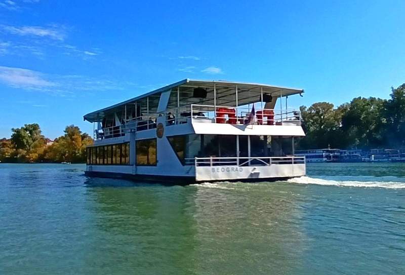 Proslava na brodu Sirena Beograd